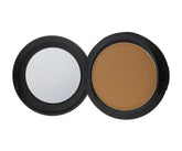 MAC Studio Fix Poudre compacte teinte C6 : tenue durable et réduction des pores.