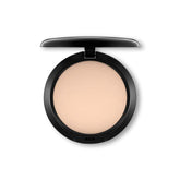 Mac Studio Fix Poudre Nc15 dans boîtier compact, couleur fidèle et fini mat.