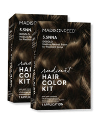 Madison Reed kit-coloration-radiant-5-5nna-dosolo offre une couverture gris durable à domicile.