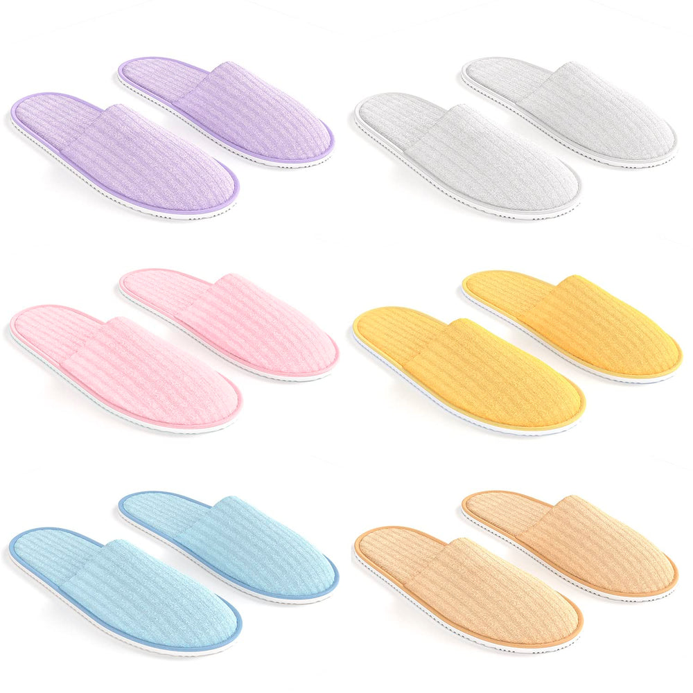 Chaussons jetables Maeline ensemble de six paires pour invités et clients.