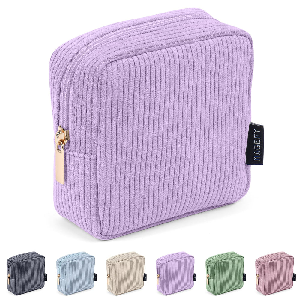 Pochette MAGEFY violet en velours côtelé, idéale pour organiser le maquillage lors de déplacements.