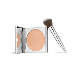 Flacon Magic Minerals de Jerome Alexander, texture légère pour teint naturel et fini mat.