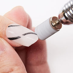 Bandes sablage Makartt pour acrylique et gel, façonnage en douceur.
