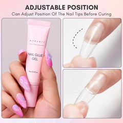 Gel ongles 3D et décorations possibles.