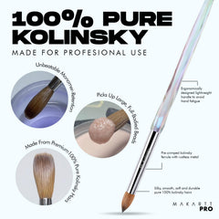 Gros plan sur le poil Kolinsky MakarttPro, garantissant une meilleure rétention du monomère.