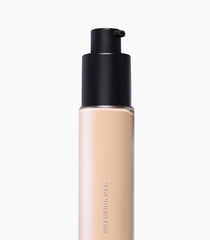 Pompe du Diffusion Dew Skin Tint facilitant l'application précise.