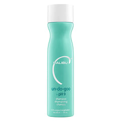 Malibu C Shampoing clairifiant – bouteille : élimine les résidus et rétablit l'éclat.