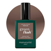 Vernis Manucurist Green Flash Freckles, bouteille brun neutre, application fluide.