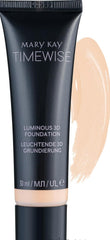 Fond de teint Mary Kay TimeWise lumineux en flacon pour une application précise et longue tenue.