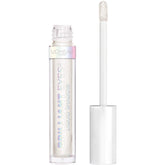 Maybelline Brilliant Eyes, embout doe-foot pour une application précise et nette