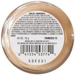 Maybelline Dream Matte Mousse, application au doigt; fini homogène sans effet masque.