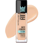Maybelline Fit Me flacon fond de teint, fini mat et pores visiblement réduits.