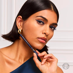 Maybelline Haute Precision bleu velours, couleur intense et élégante