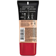 Maybelline Infallible Pro-Matte texture crèmeuse prête pour l’application.