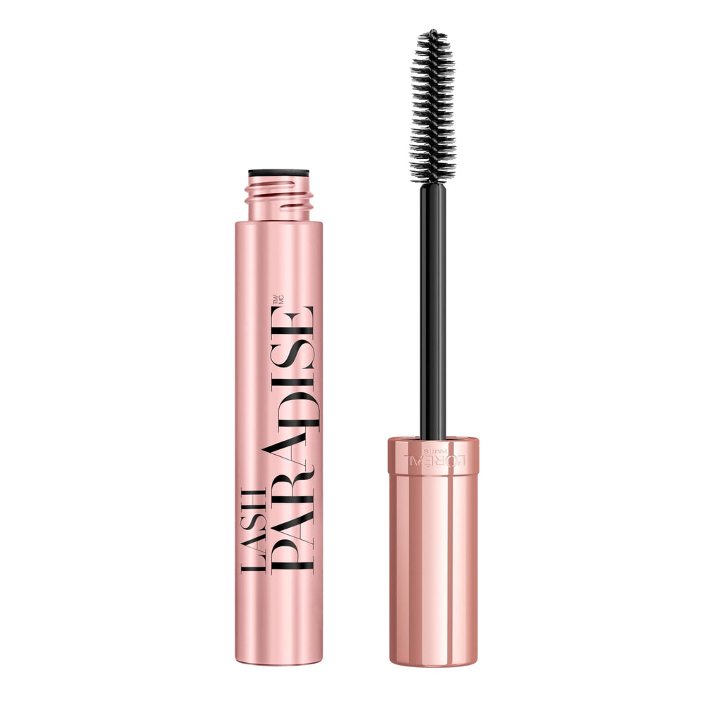 Maybelline Lash Paradise Mascara, brosse douce pour des cils volumineux et séparés.