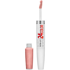 Maybelline Super Stay 24 rouge liquide nude sur les levres, tenue longue duree.
