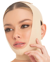 Mentonière postchirurgicale beige M&D – soutien confortable du menton après chirurgie.