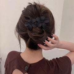 Mdscve Pinces Flower Flat violette, touche féminine et fixation stable.