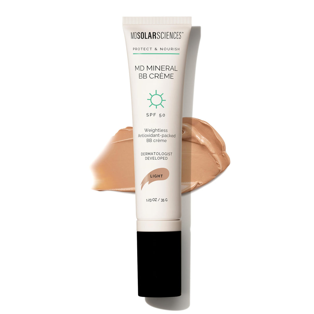 MDSolarSciences Mineral BB Crème SPF 50 - flacon, texture légère et fini mat naturel.