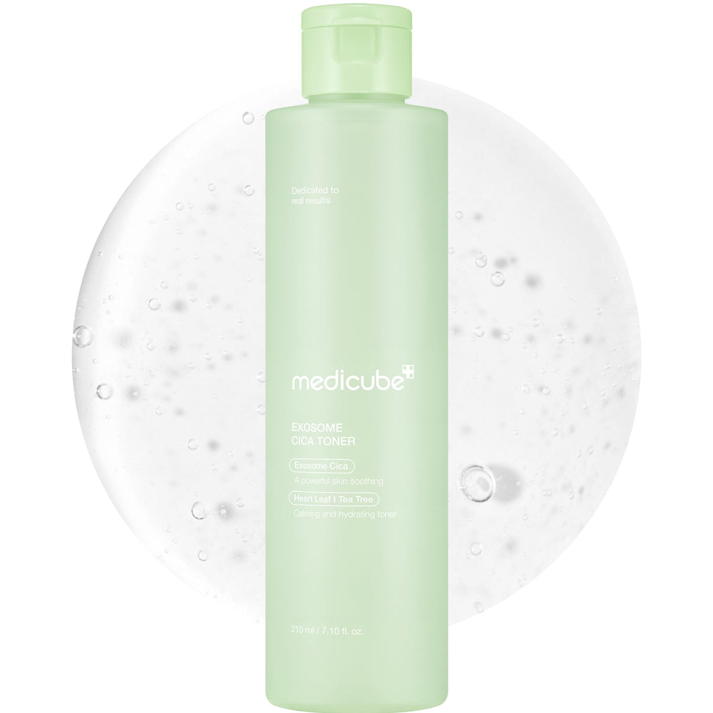 Medicube Exosome Cica Toner : bouteille élégante prête au rituel quotidien.