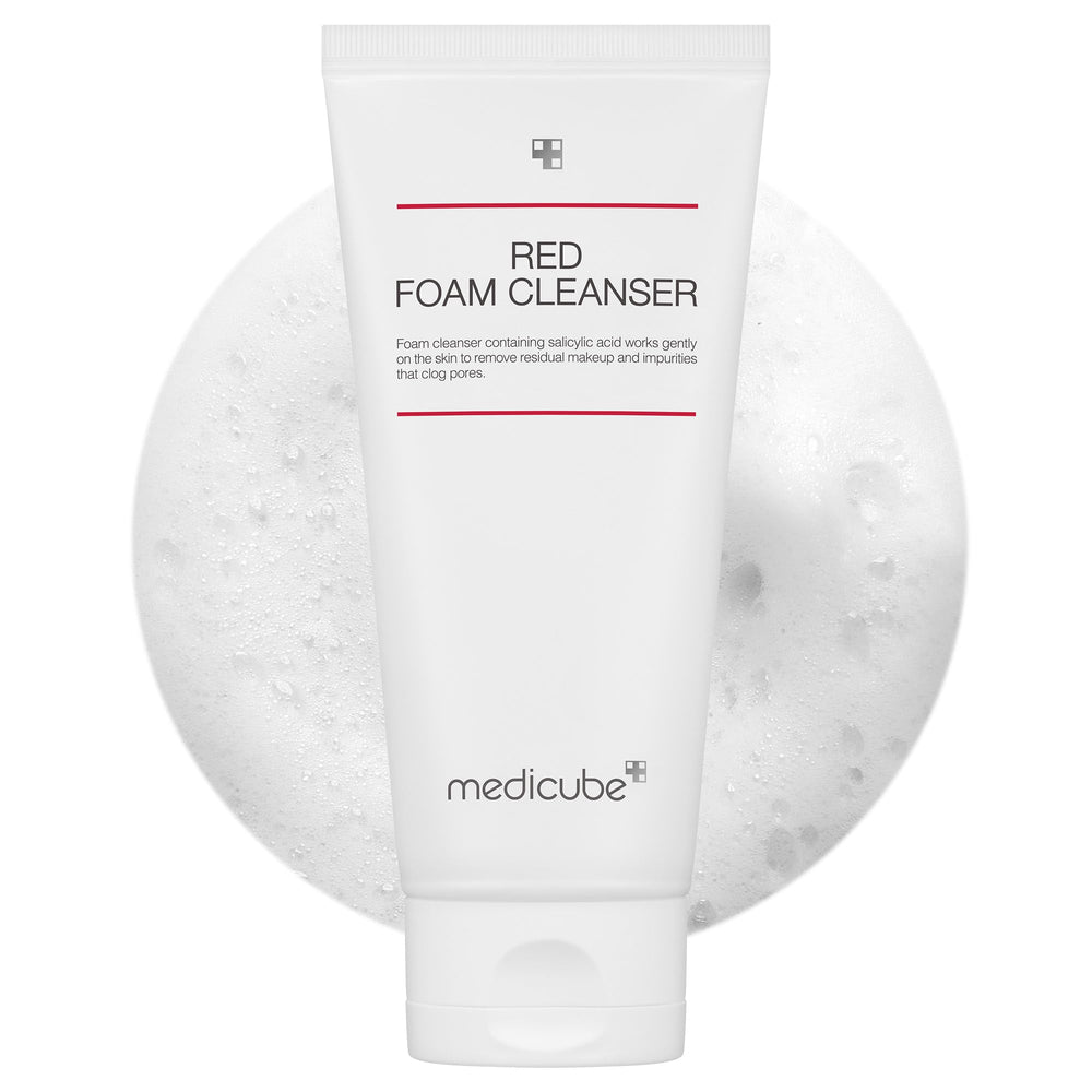 Medicube Nettoyant Mousse Rouge Bouteille : purification en douceur pour peau sensible.