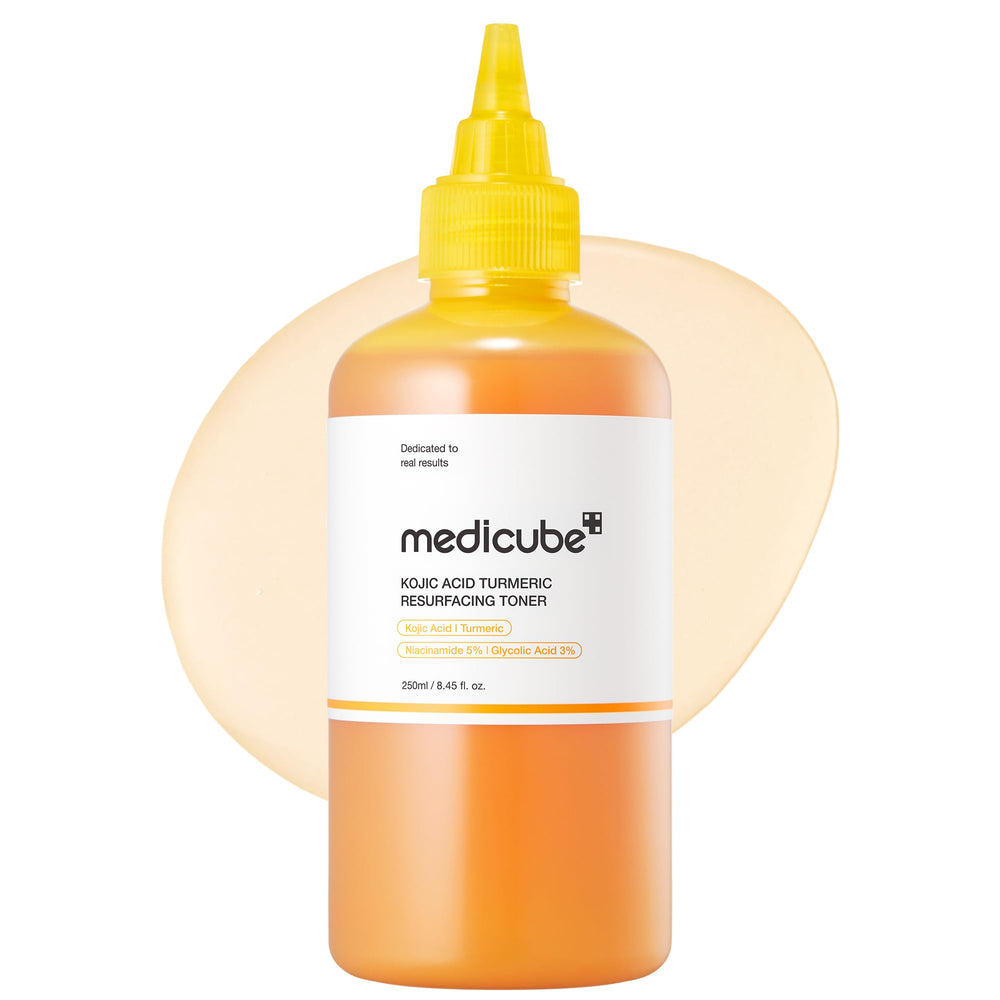 Medicube tonique acide kojique curcuma, flacon visage et corps, teint uniforme.