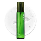Meebak CICA Toner Spray sur la bouteille visage, brume rafraîchissante pour hydrater et apaiser.