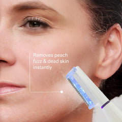 Épuration des poils fins du visage avec Sonicsmooth Pro+ pour une peau lisse