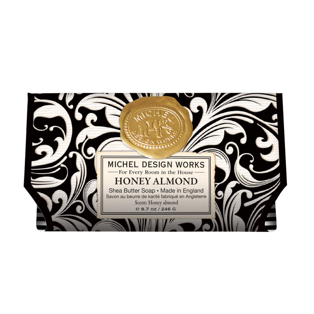 Michel Design Works – savon miel-amande, motif noir et blanc, douche luxueuse et durable.