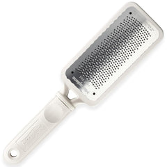 Microplane raspe-pied colossal original en inox pour peau des pieds plus douce.