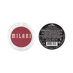 Milani texture crème-gel sur les pommettes pour un fini fluide et modulable.