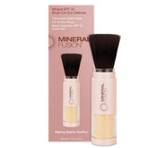 Mineral Fusion Poudre solaire en pinceau, protection légère et fini mat.