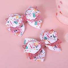 Détail paillettes roses Miroksh, brillance festive pour cheveux.