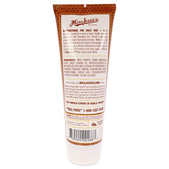 Miss Jessie's émulsion au miel pour boucles, texture crèmeuse facilitant l'application.