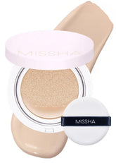 MISSHA Magic Cushion emballage compact facilitant les retouches en déplacement.