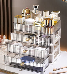 MIUOPUR range cosmétique etageres translucides pour accès rapide.
