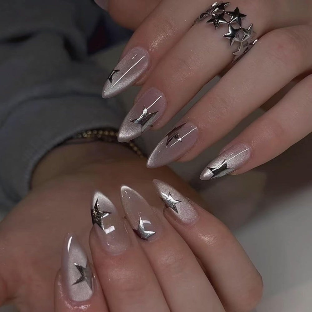 Ongles adhésifs Mivota amande avec oeil de chat nude, fini brillant pour soirées.