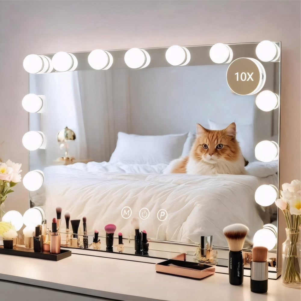 MKupView miroir vanité mural lumineux pour un maquillage précis.