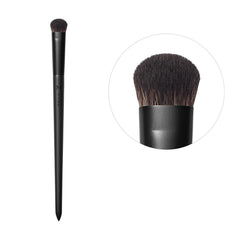 Pinceau Morphe V105 pour application par tamponnage et lissage, fini homogène.