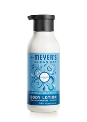 Lotion MRS. MEYER'S Clean Day Rain Water sur flacon, parfum frais Eau de pluie et hydratation légère.