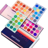 MYUANGO Color Board palette arc-en-ciel pour des looks éclatants et longue tenue.