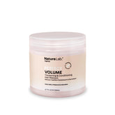 NatureLab.TOKYO Perfect Volume Masque: bouteille élégante, volume léger et douceur durable.