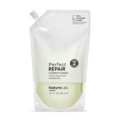NatureLab.TOKYO Perfect Repair Conditioner – flacon refill écologique qui réduit les déchets et économise du plastique.