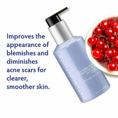 Naturopathica nettoyant clarifiant, texture-mousse douce, sensation rafraîchissante lors du lavage.