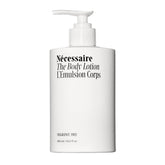 Lotion corporelle Nécessaire avec pompe, pratique pour doser.