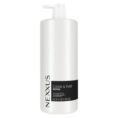 Nexxus Clean & Pure Shampoing Clarifiant: la bouteille purifie et nourrit les cheveux.