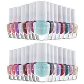 Vernis Nicole Miller New York rose brillant sur flacon, parfait pour un look frais.