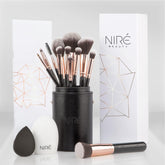 Niré Beauté pinceaux professionnels 15 pièces dans un étui élégant pour un rendu précis.