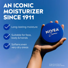 Texture riche et onctueuse de la Crème NIVEA pour peau nourrie.