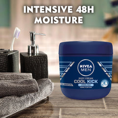 Hydratation 48 heures avec Hydra IQ pour NIVEA Men Cool Kick Crème pour le corps